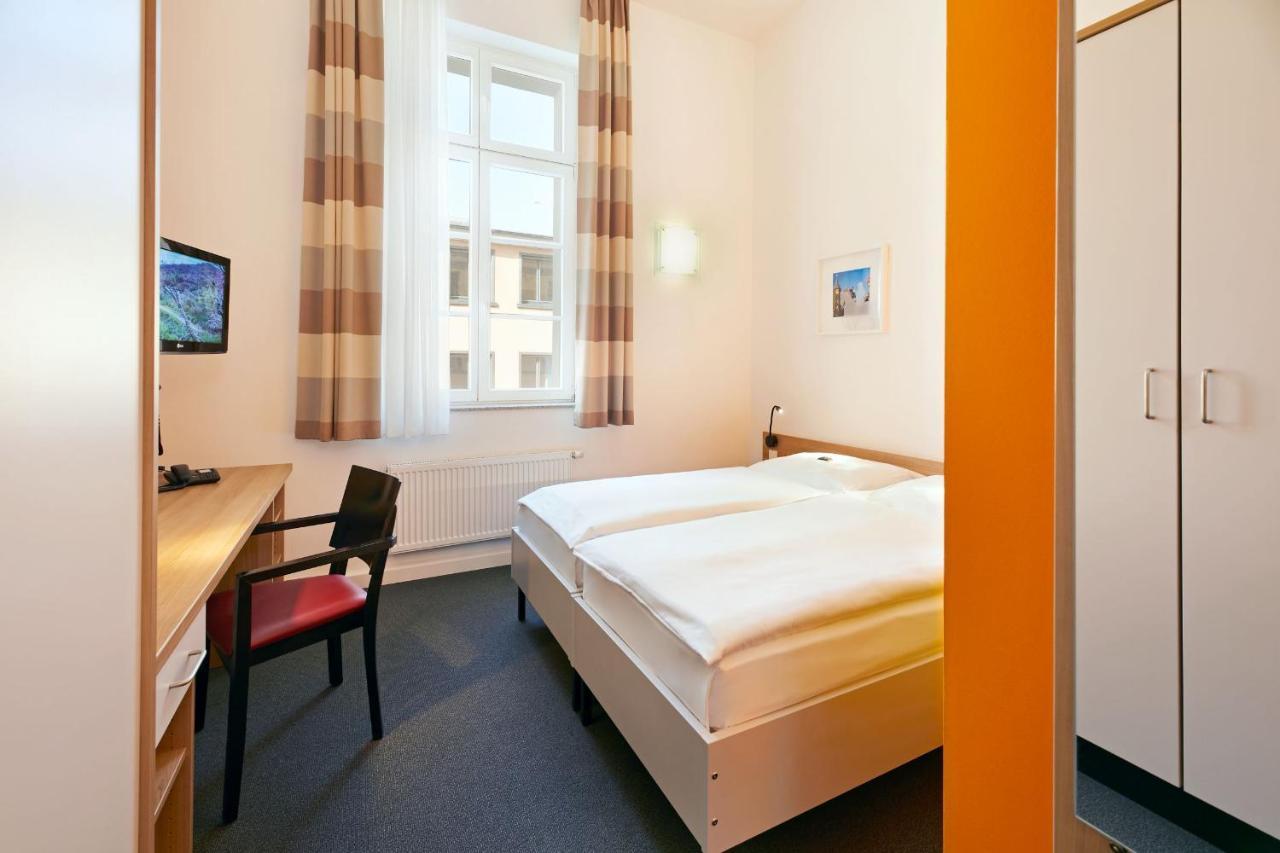 Townhouse Duesseldorf Aparthotel Exterior foto
